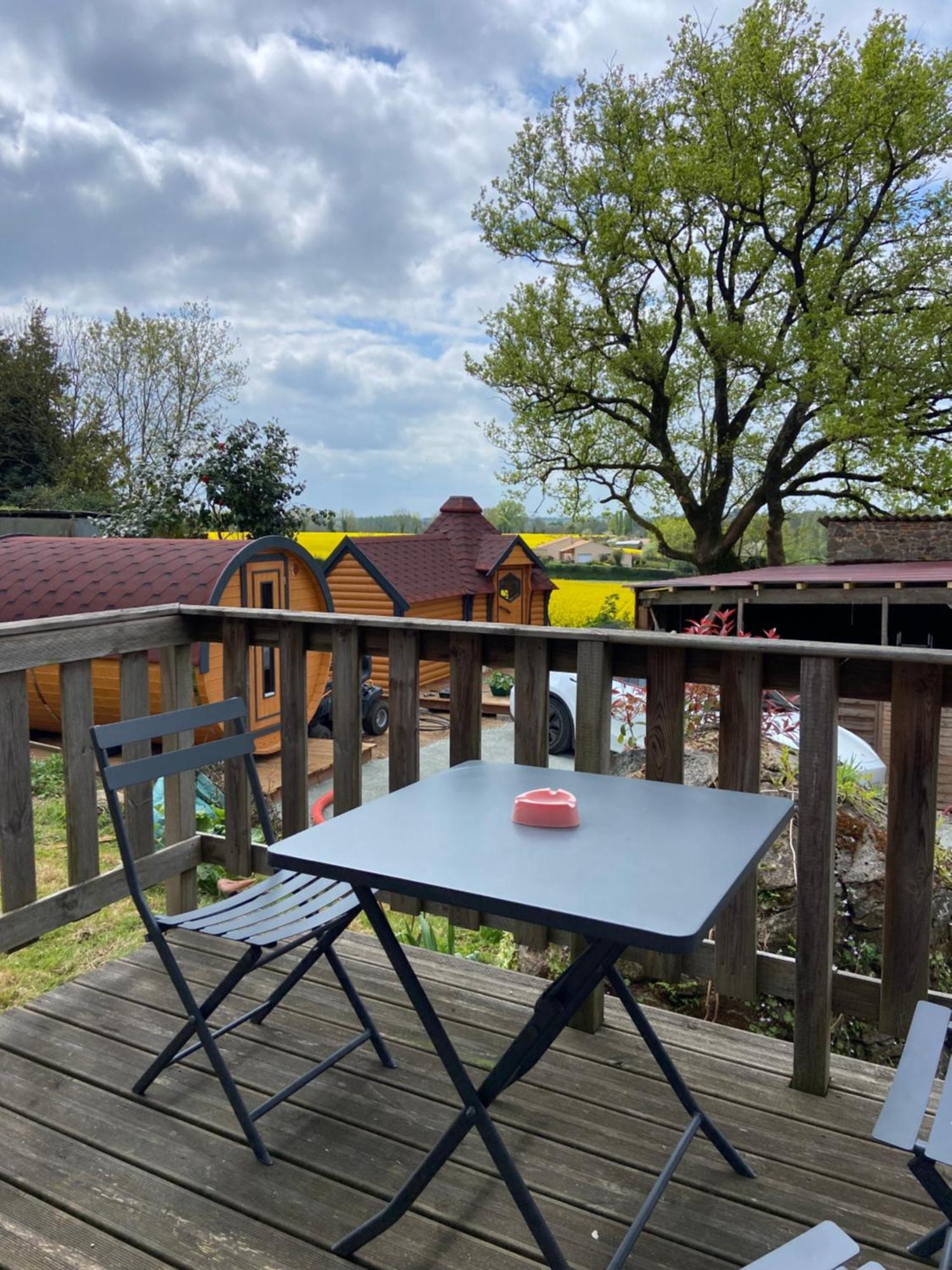 Hotel Le Petit Moulin Pouzauges Esterno foto