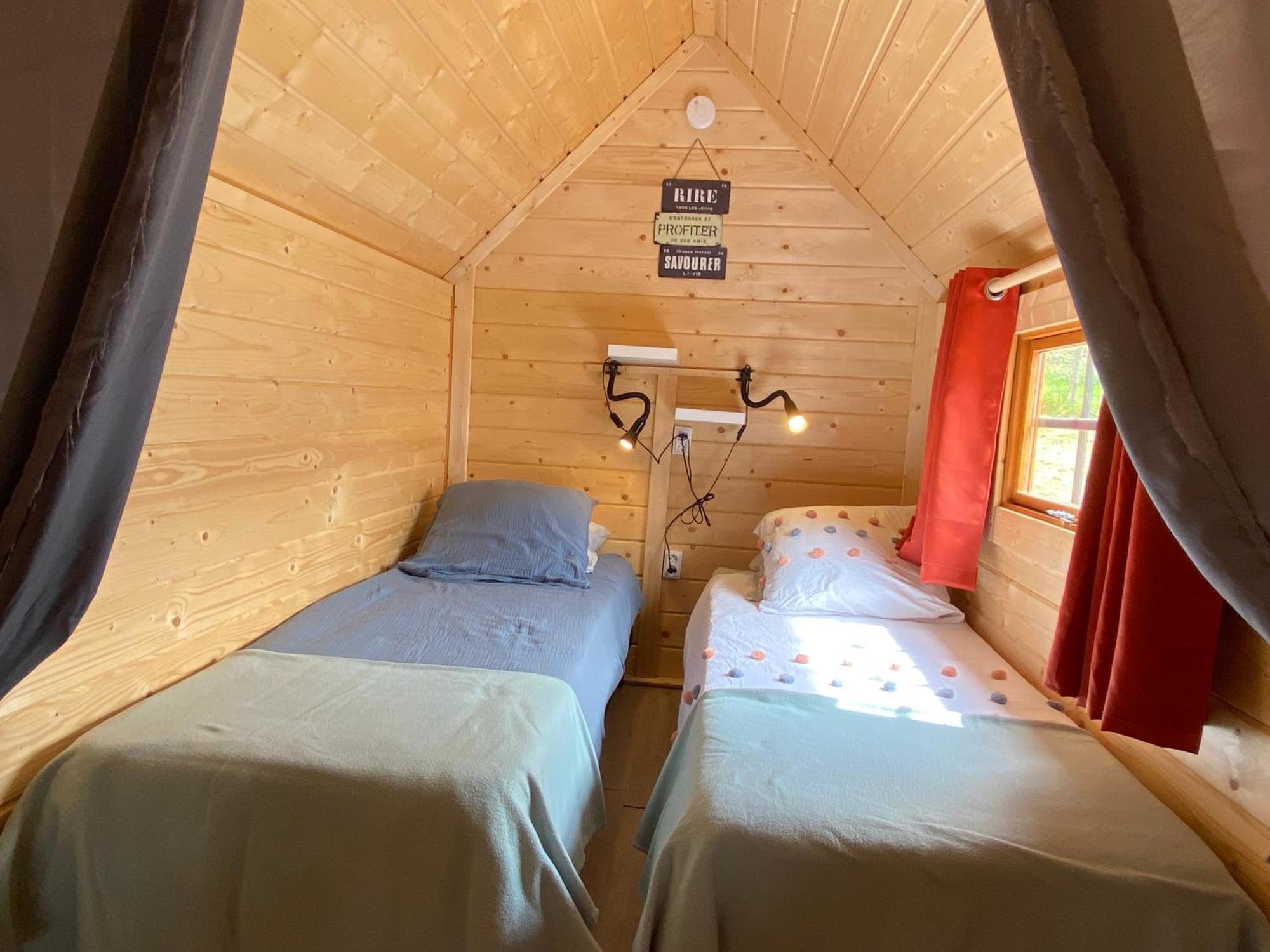 Hotel Le Petit Moulin Pouzauges Esterno foto
